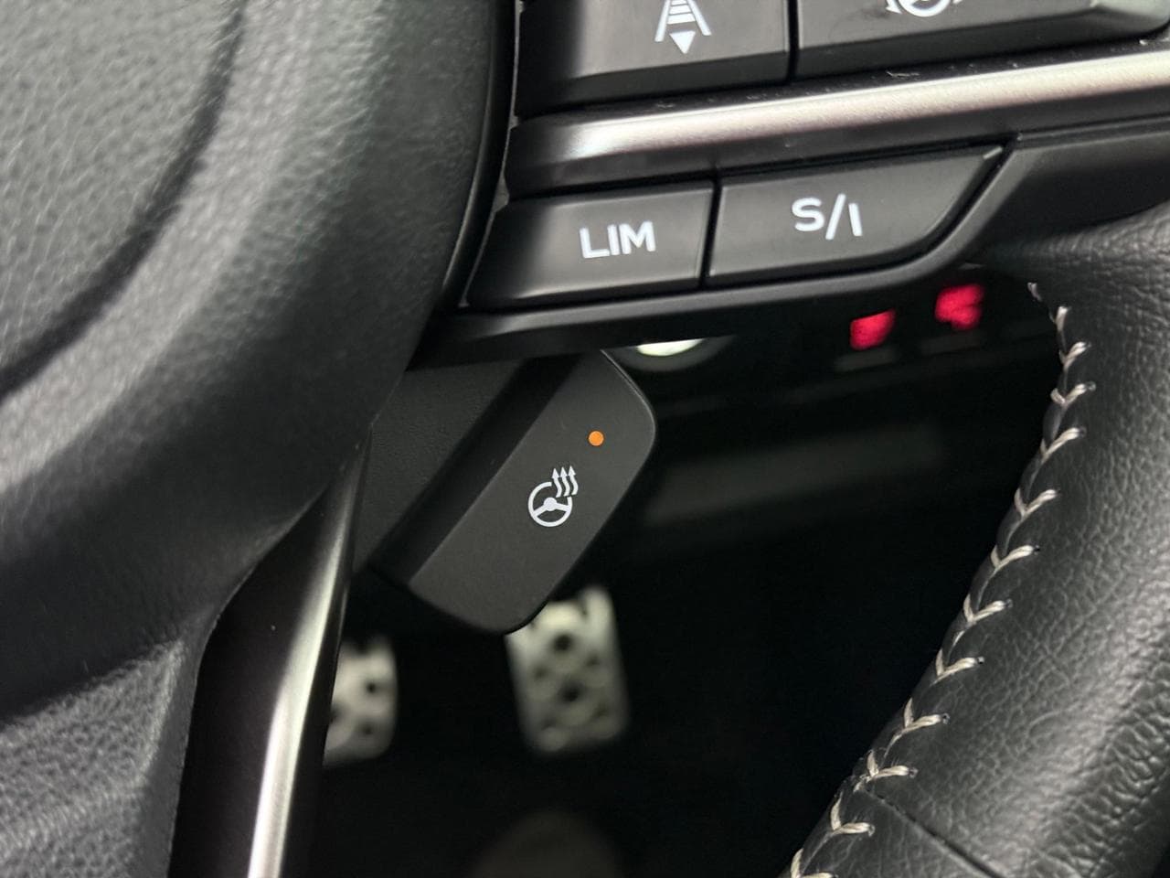 SUBARU Forester thumbnail Misc Controls