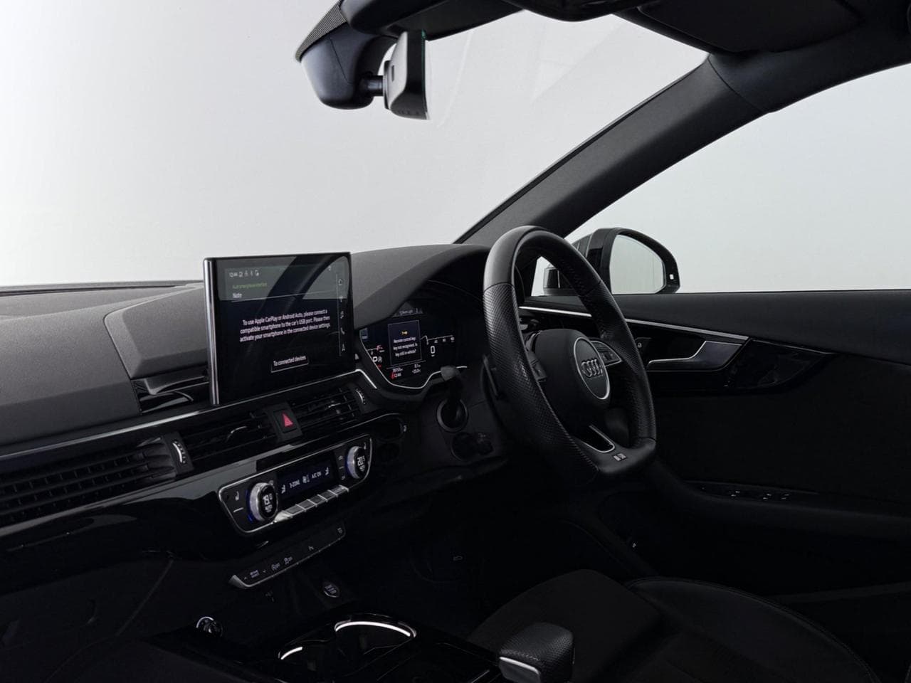 AUDI A4 thumbnail Interior Front