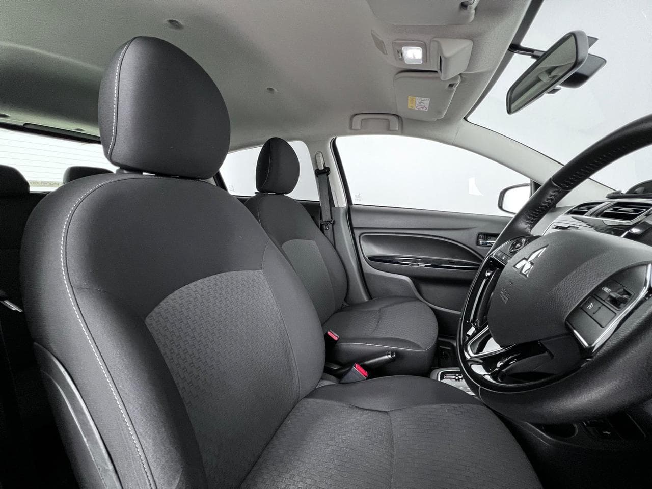 MITSUBISHI MIRAGE thumbnail Seat Driver