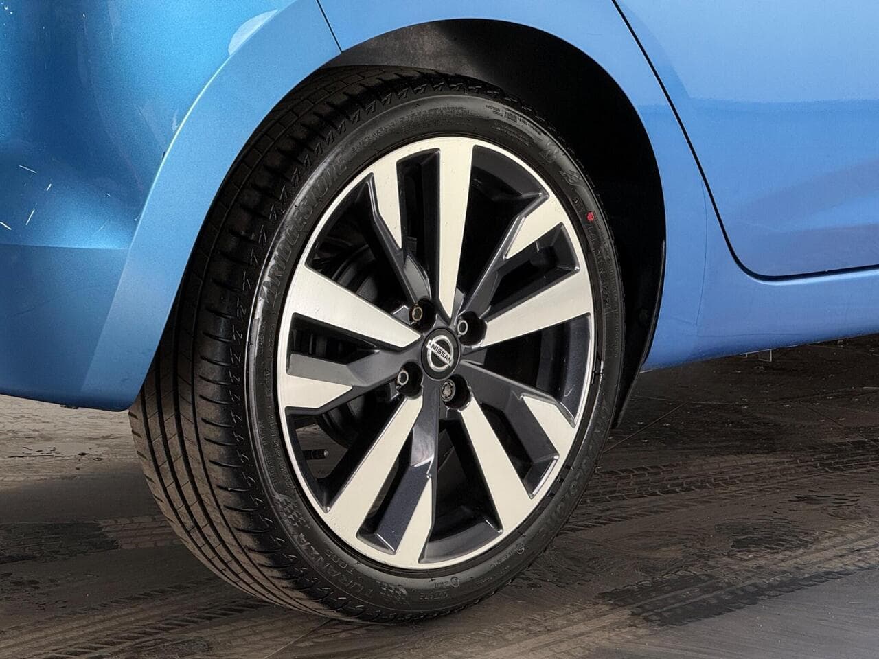 Nissan Micra thumbnail Wheel