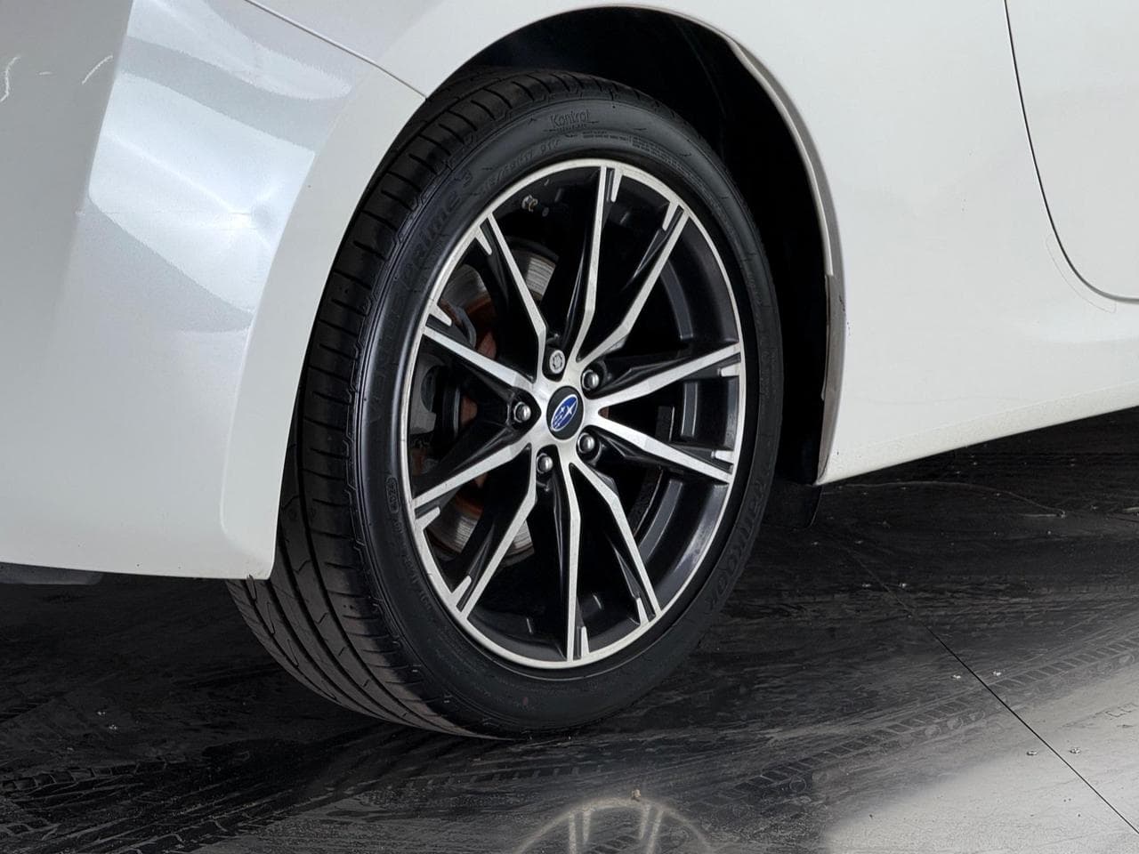SUBARU BRZ thumbnail Wheel
