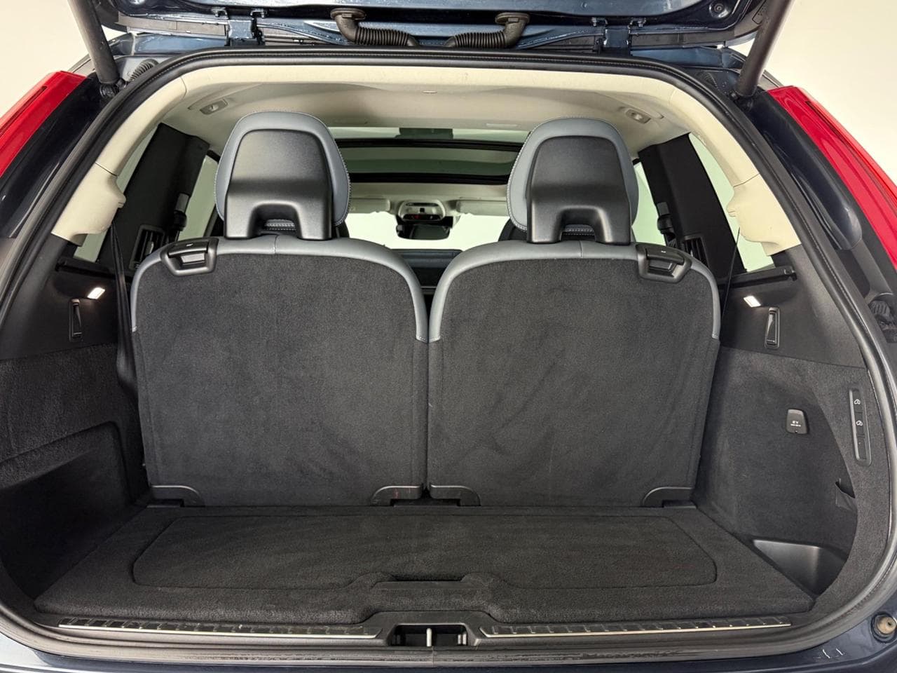 VOLVO XC90 thumbnail Boot