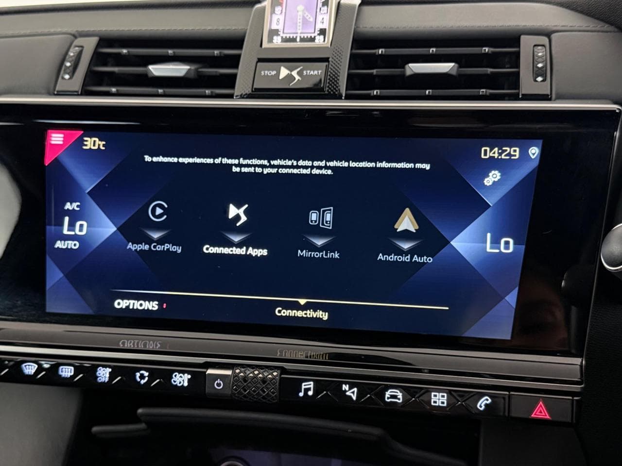 DS 7 Crossback thumbnail Infotainment System