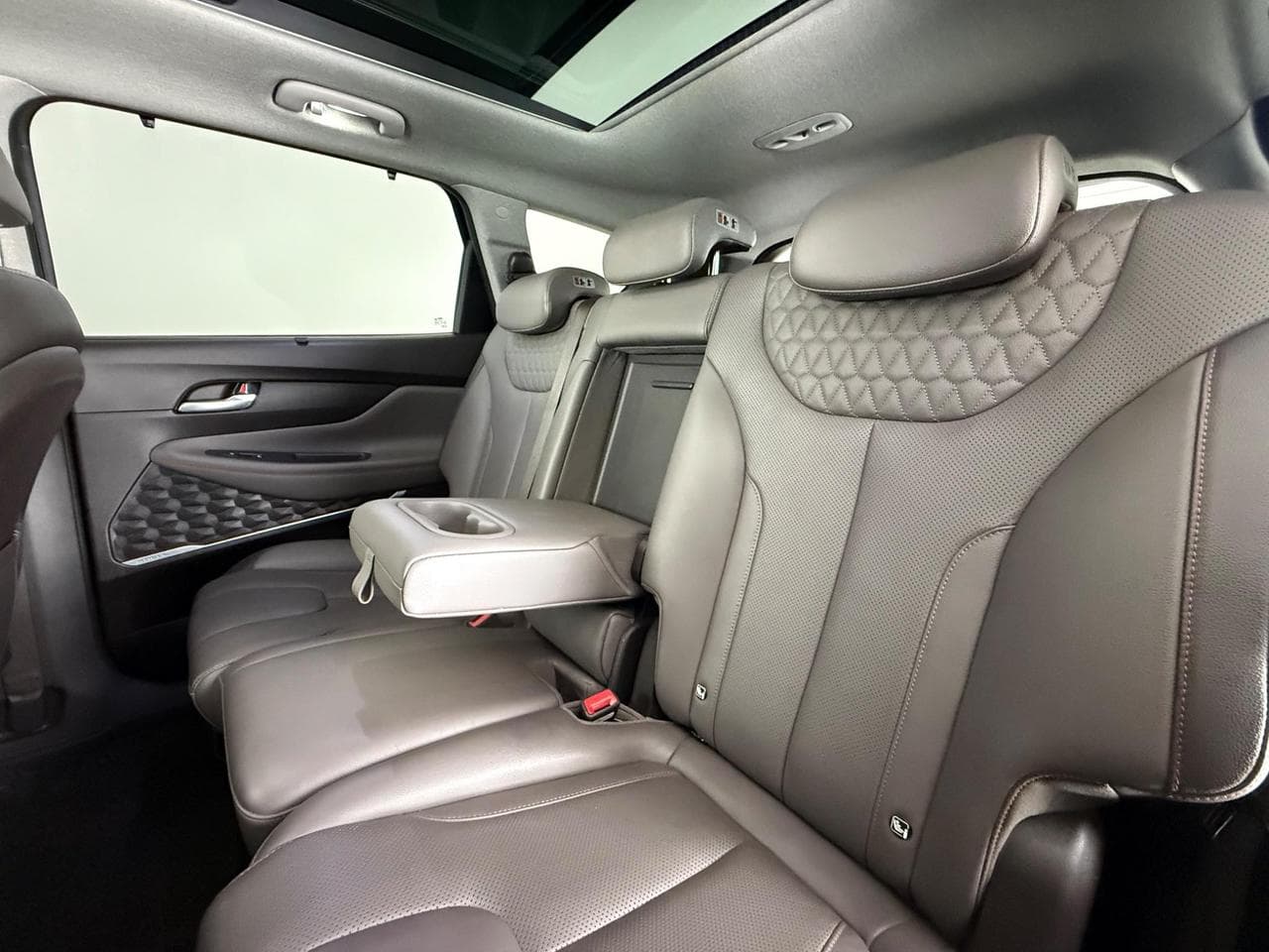 HYUNDAI Santa Fe thumbnail Seats Rear