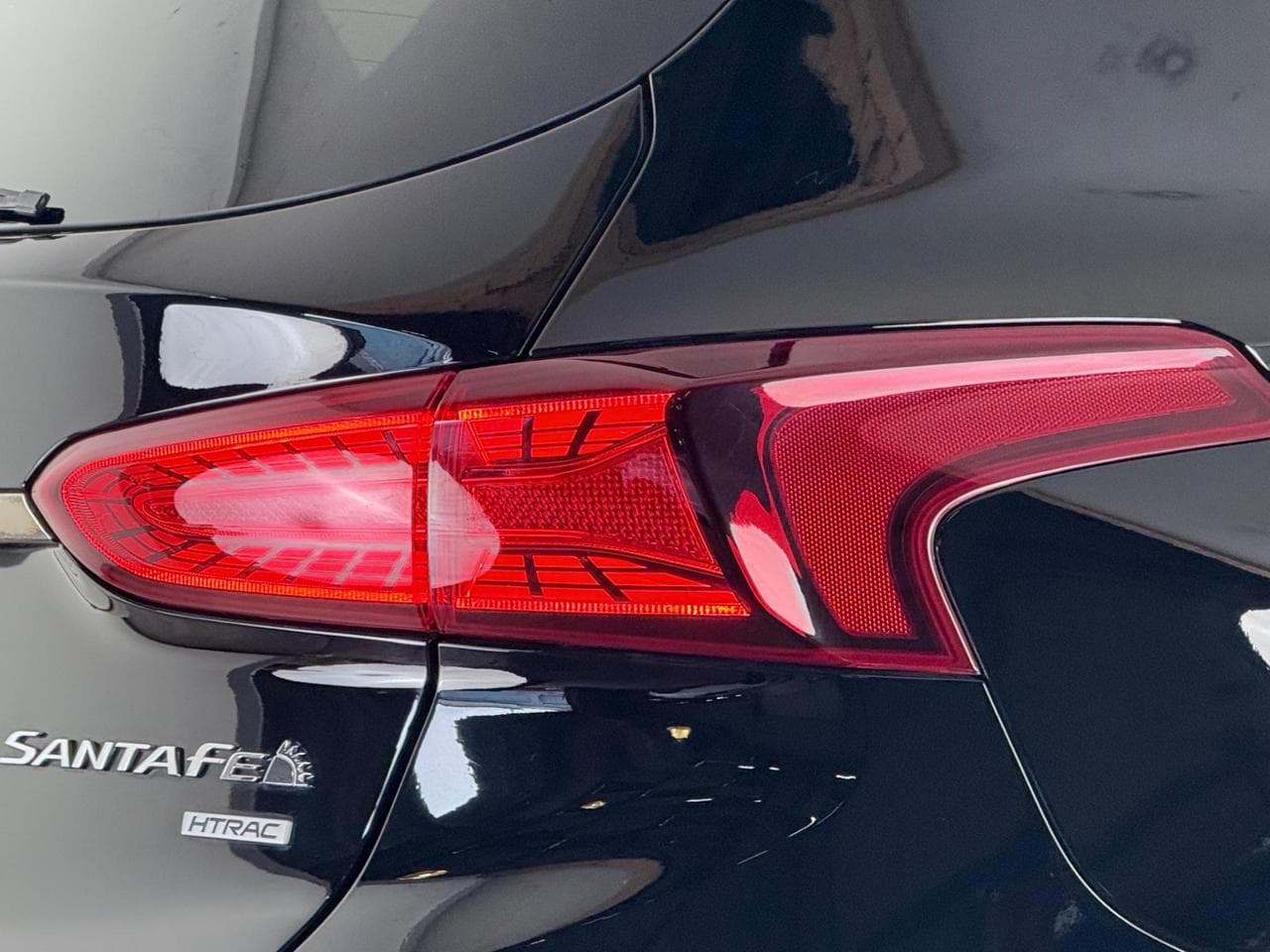HYUNDAI Santa Fe thumbnail Lights Rear