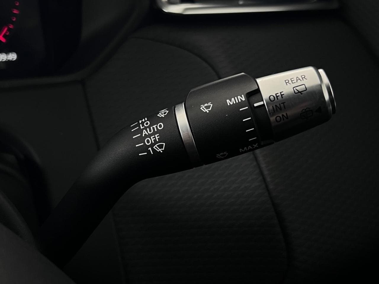 LAND ROVER RANGE ROVER VELAR thumbnail Misc Controls