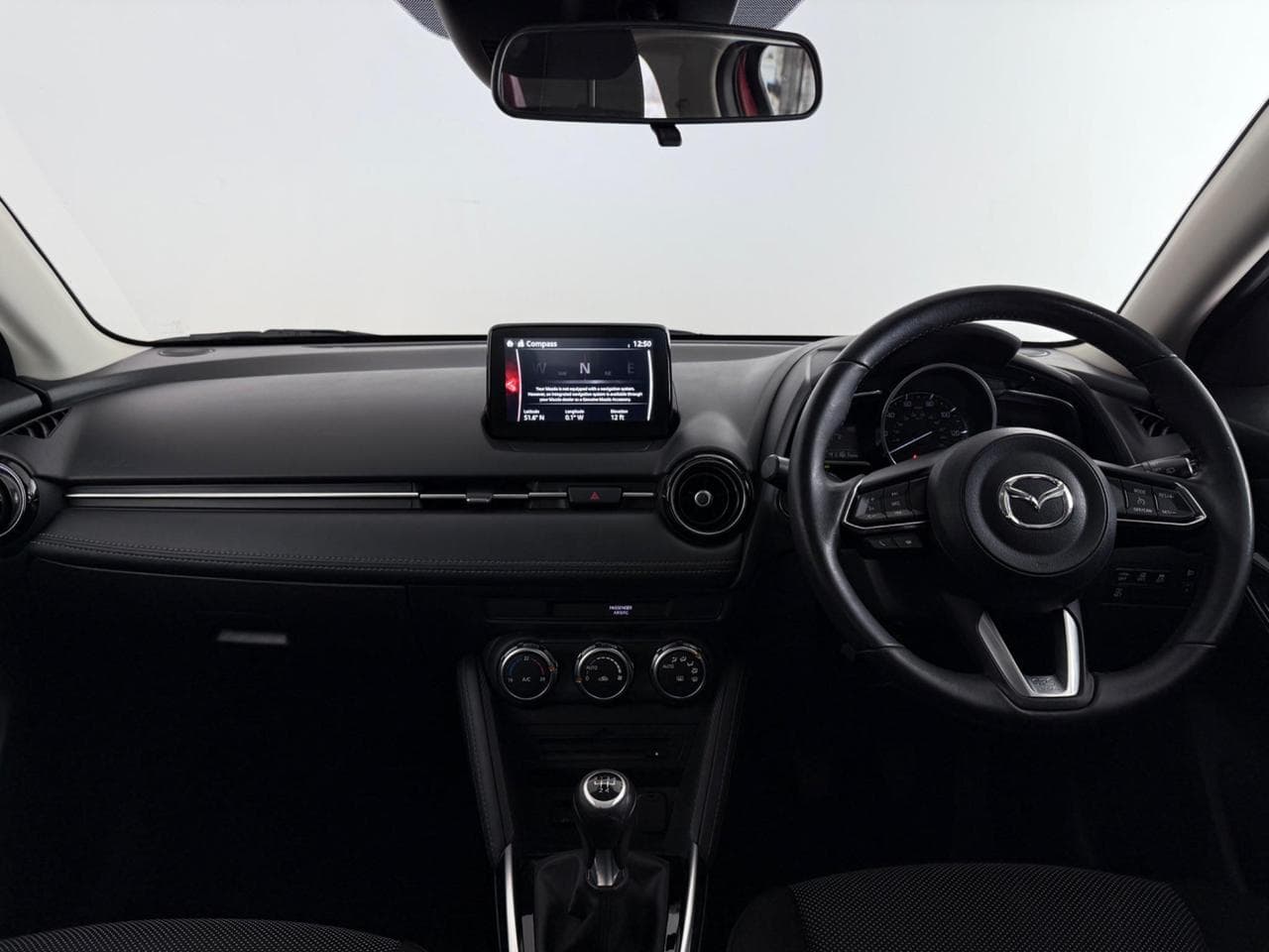 MAZDA 2 thumbnail Interior Front