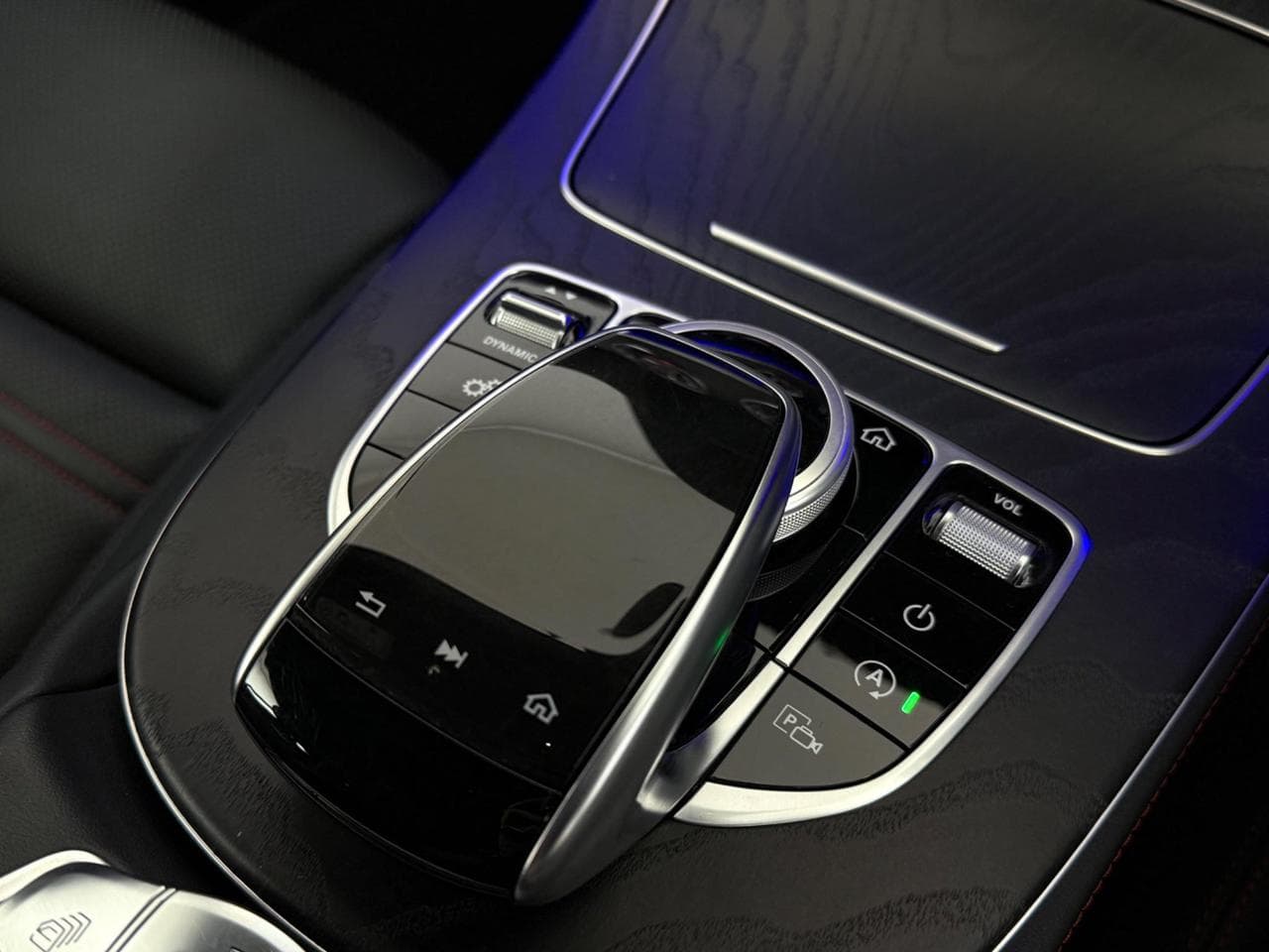 MERCEDES-BENZ E-Class thumbnail Misc Controls