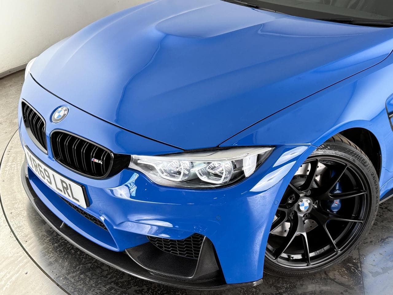 BMW 4 Series thumbnail Lights Front