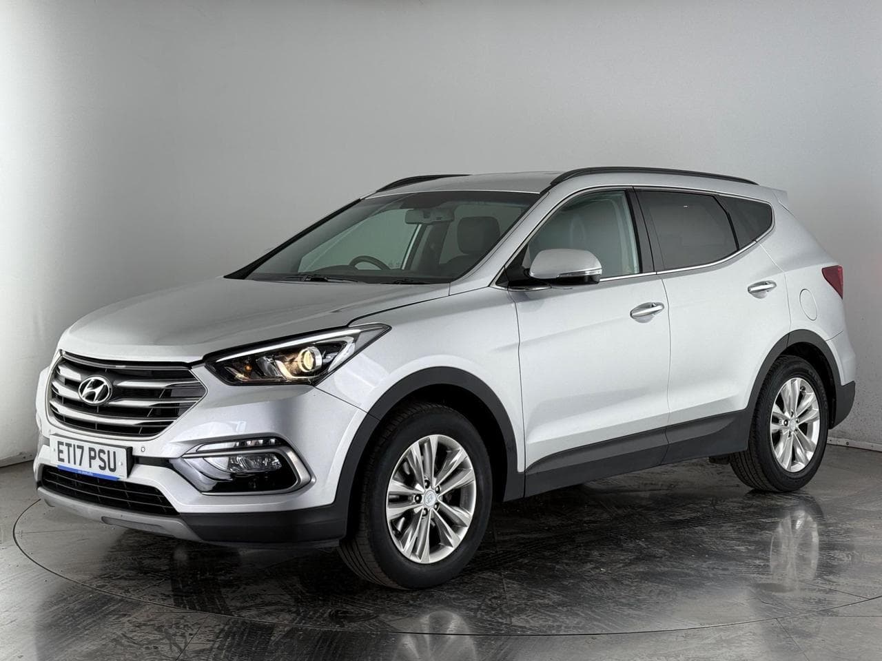 HYUNDAI Santa Fe thumbnail Front Left