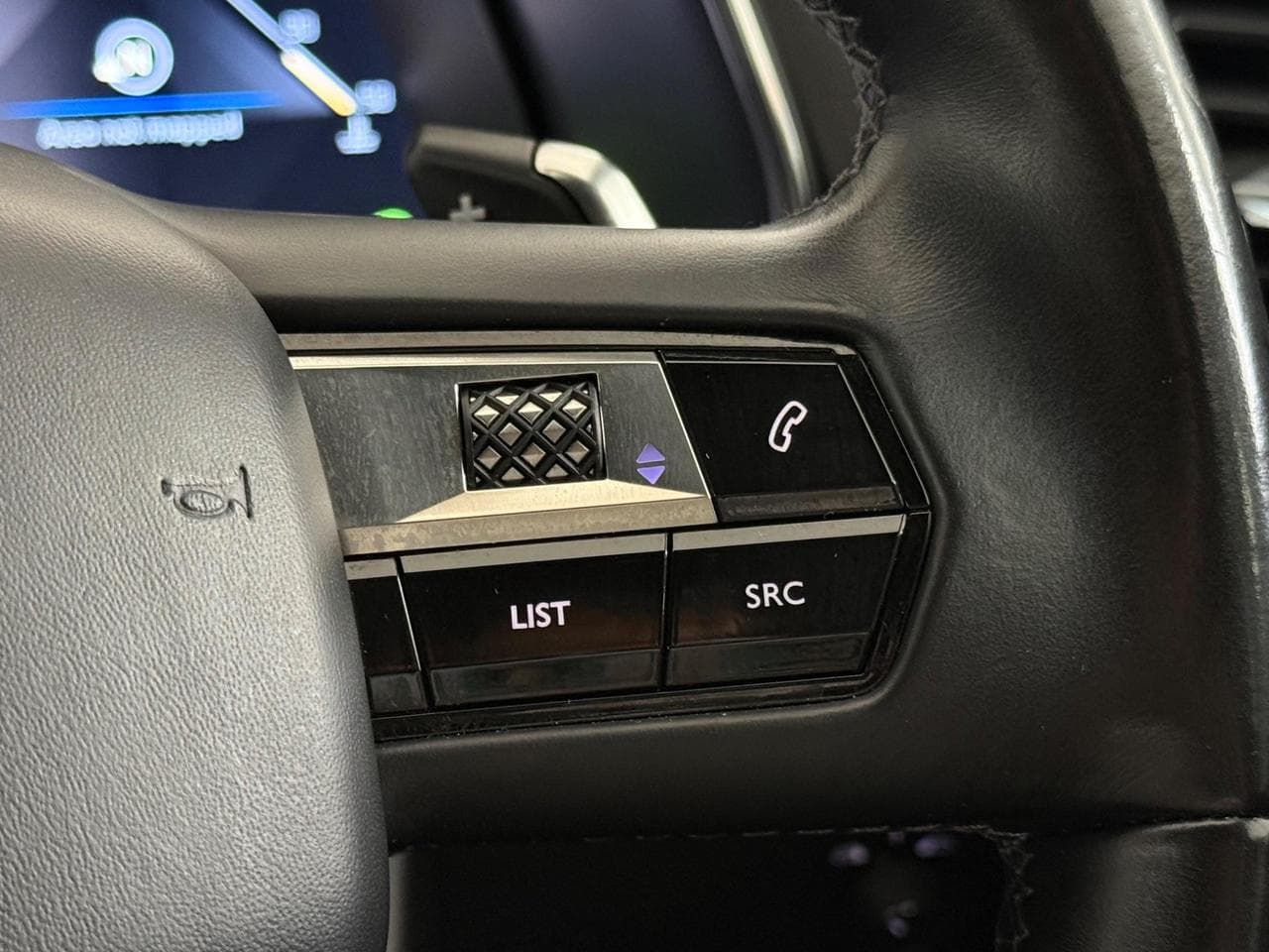 DS 7 Crossback thumbnail Misc Controls