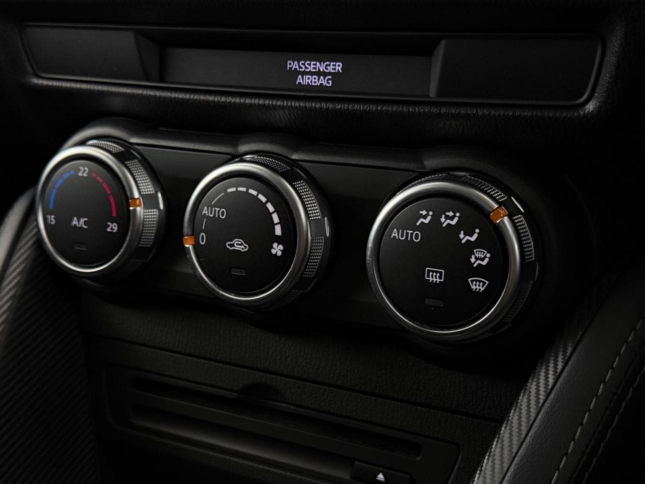 MAZDA 2 thumbnail Misc Controls