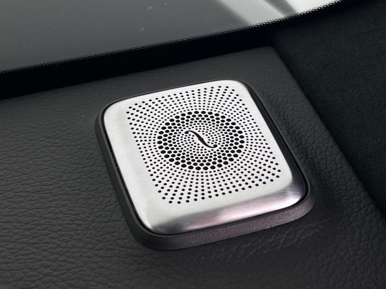 MERCEDES-BENZ G-Class thumbnail Misc Controls