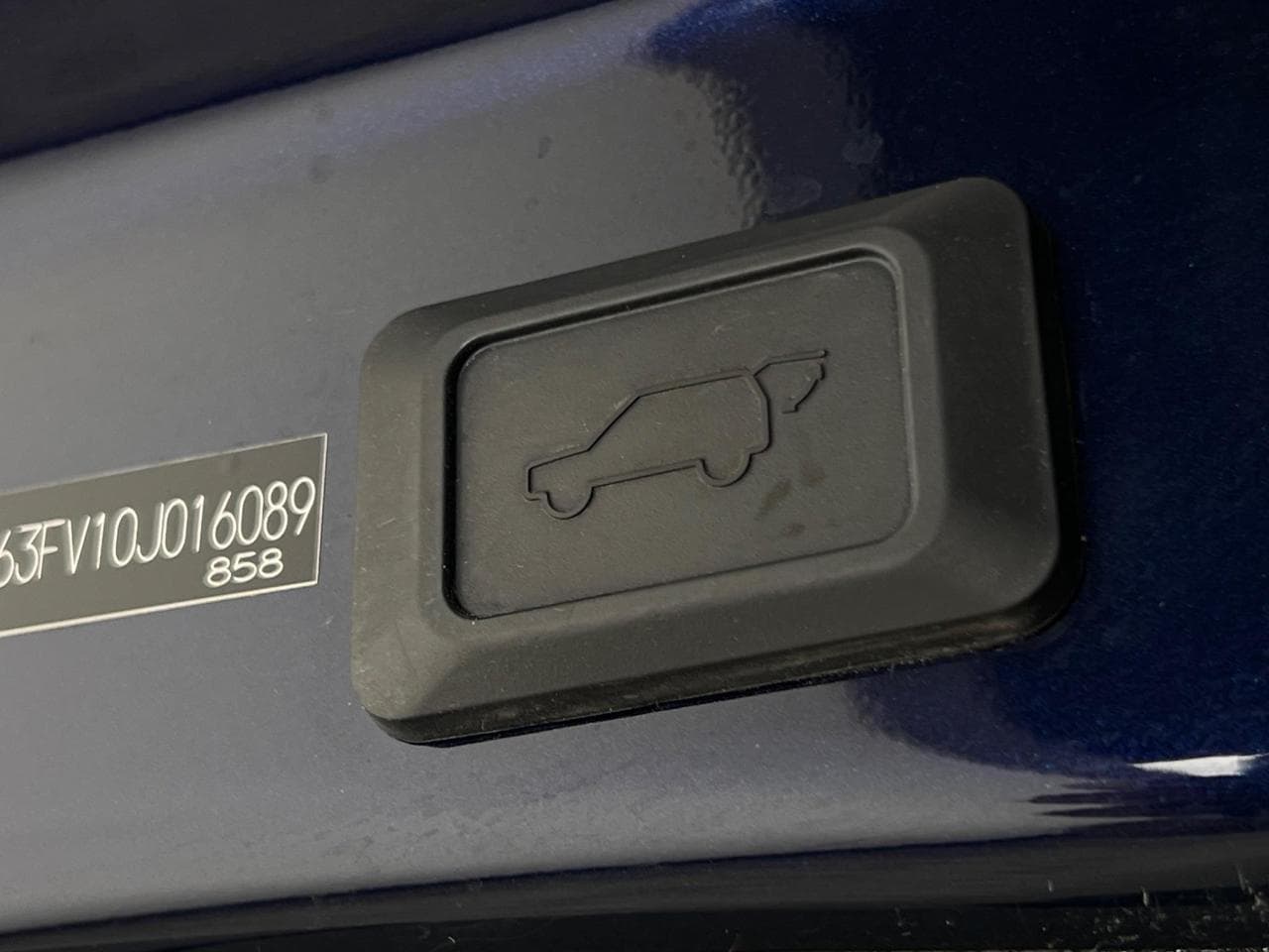 TOYOTA RAV4 thumbnail Misc Controls