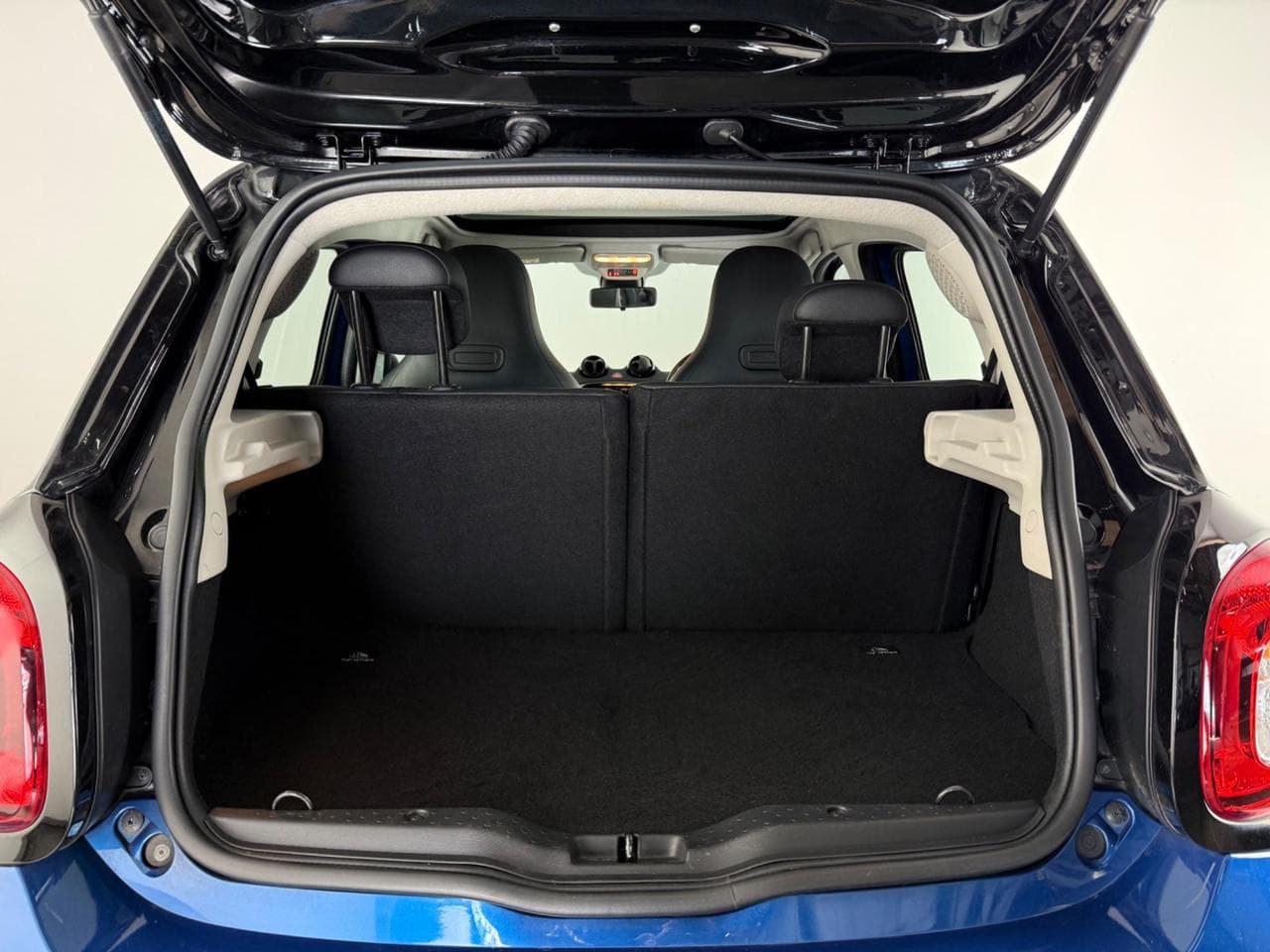 SMART forfour thumbnail Boot
