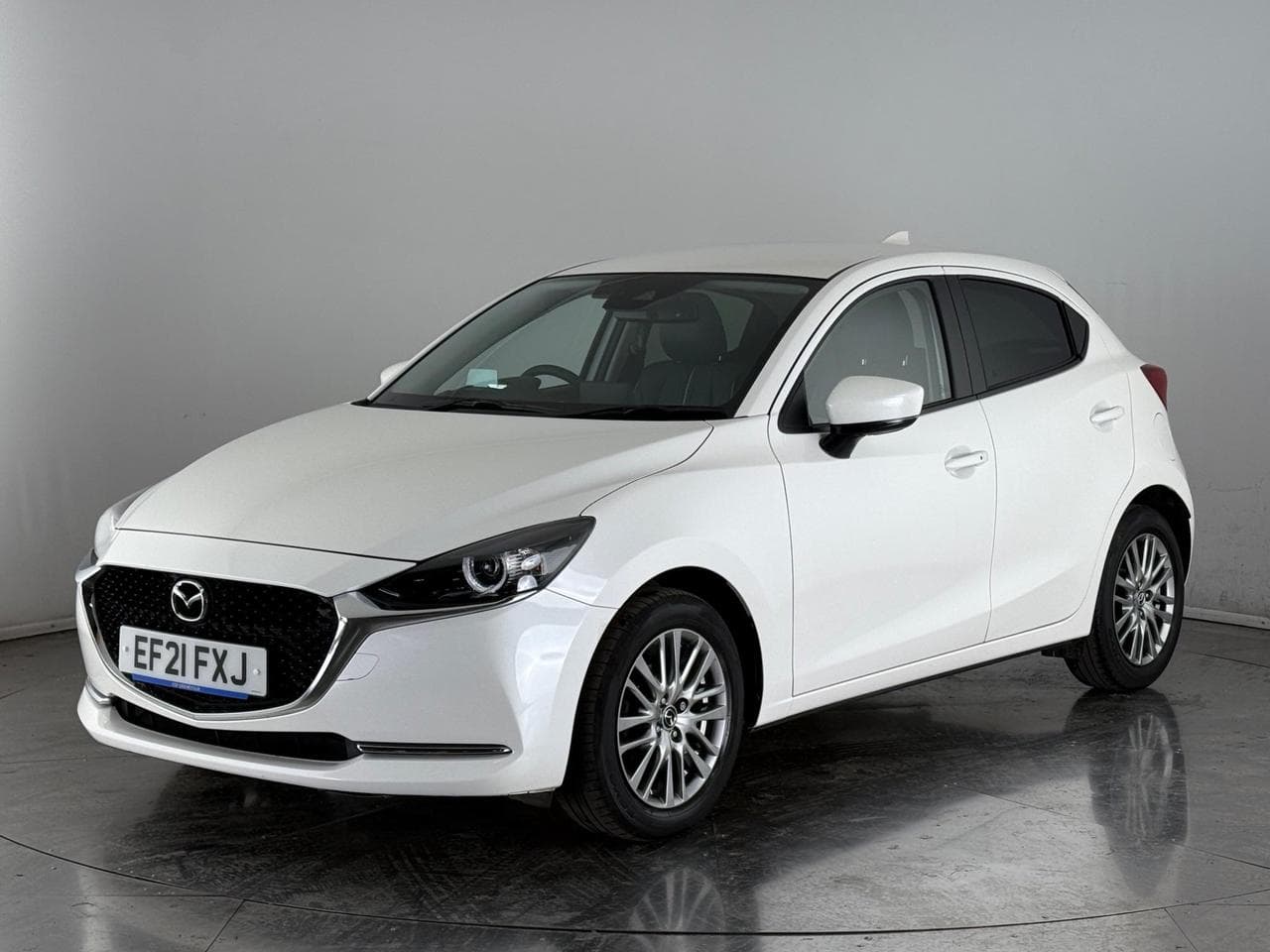 MAZDA 2 thumbnail Front Left