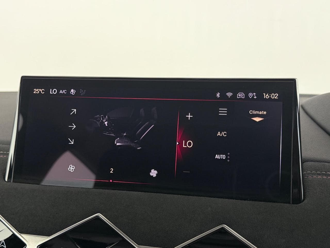 DS 3 thumbnail Infotainment System