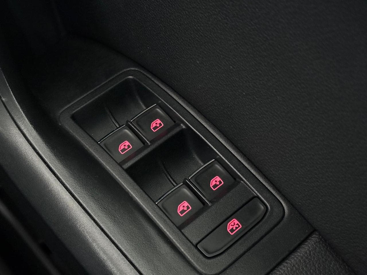 SEAT Ateca thumbnail Misc Controls