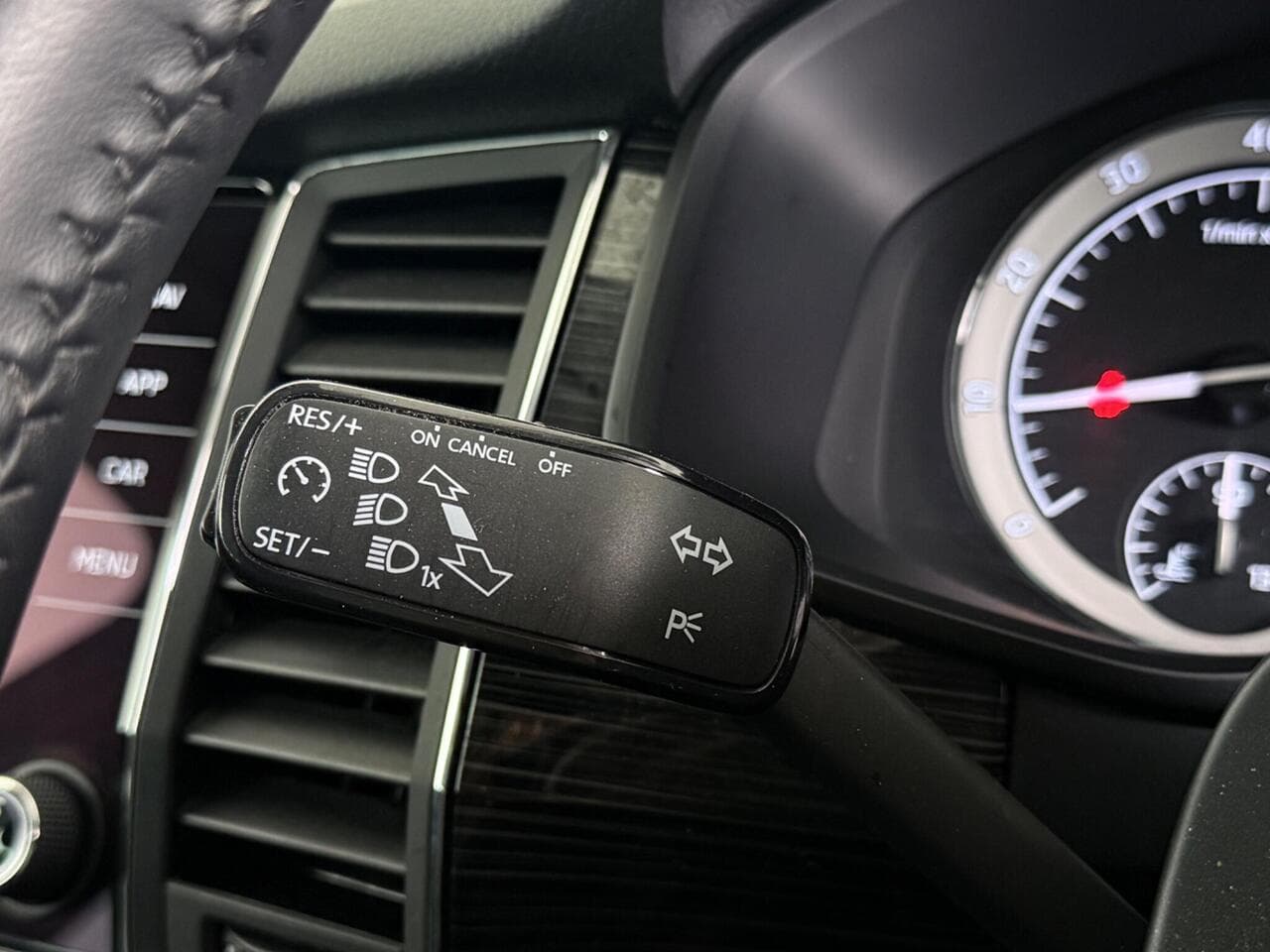 SKODA Kodiaq thumbnail Misc Controls