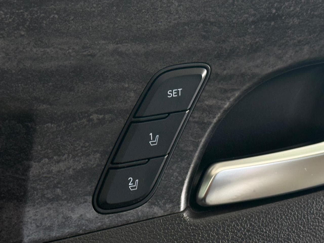 HYUNDAI Santa Fe thumbnail Misc Controls