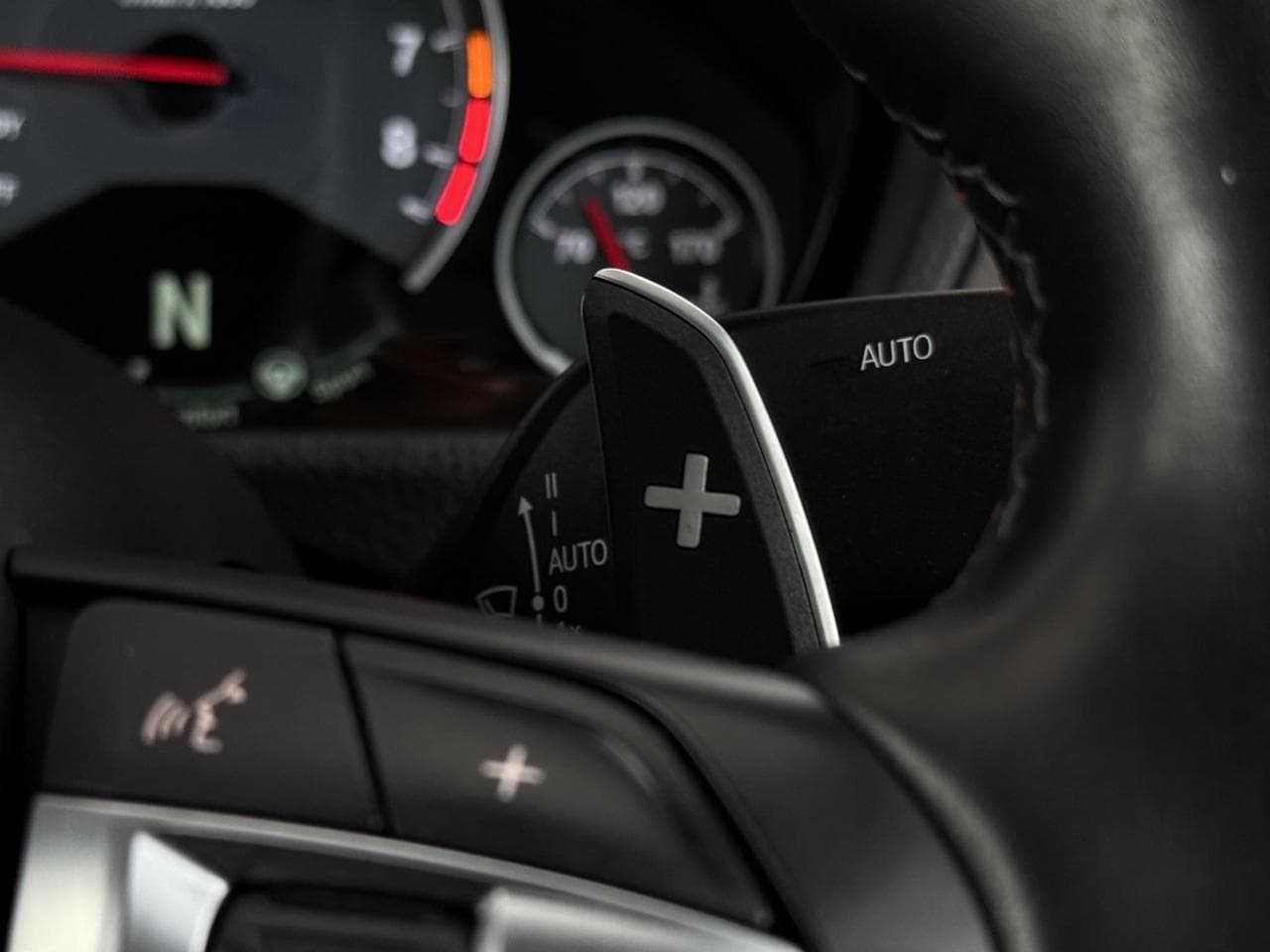 BMW 4 Series thumbnail Misc Controls