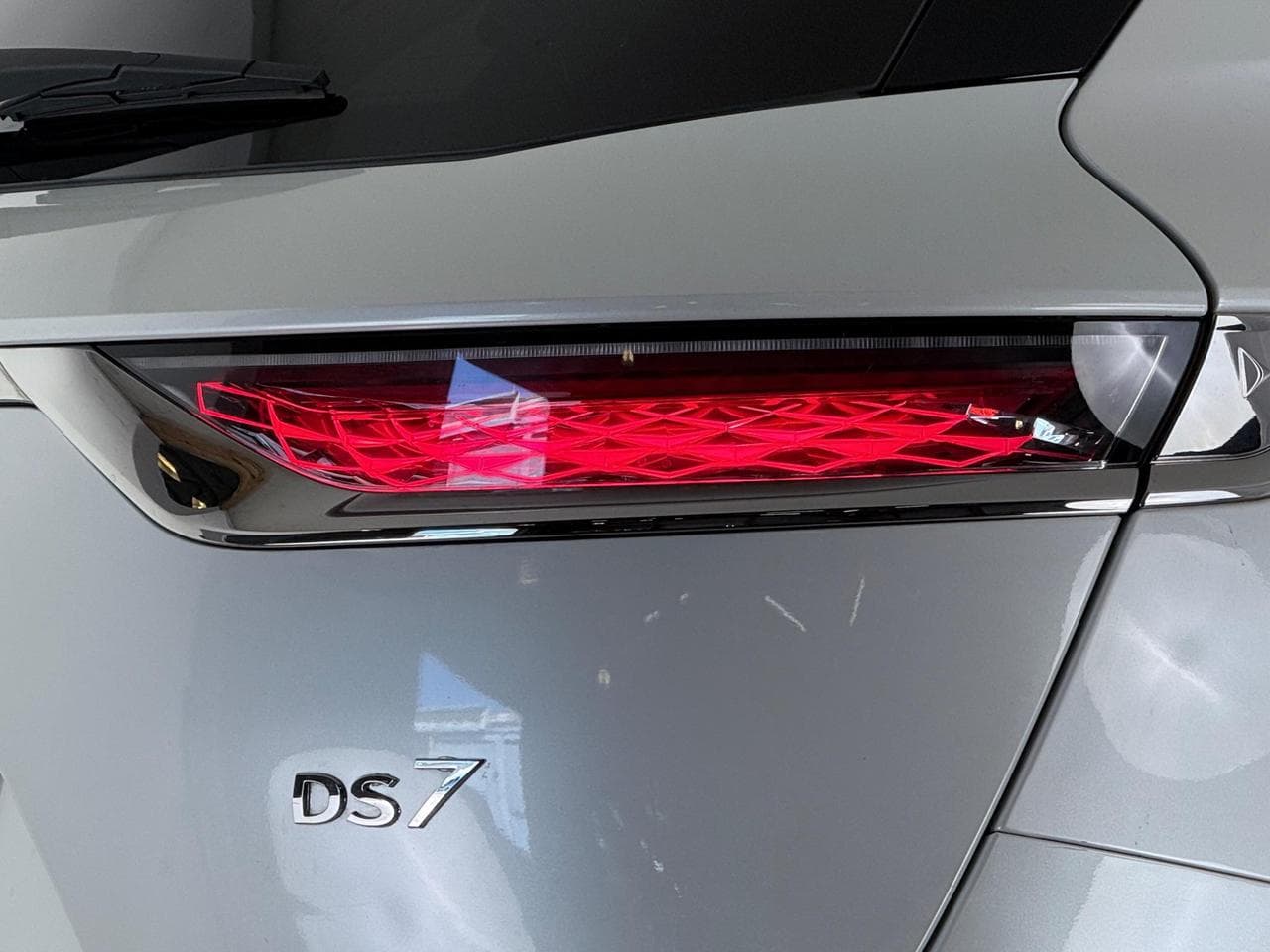DS 7 Crossback thumbnail Lights Rear