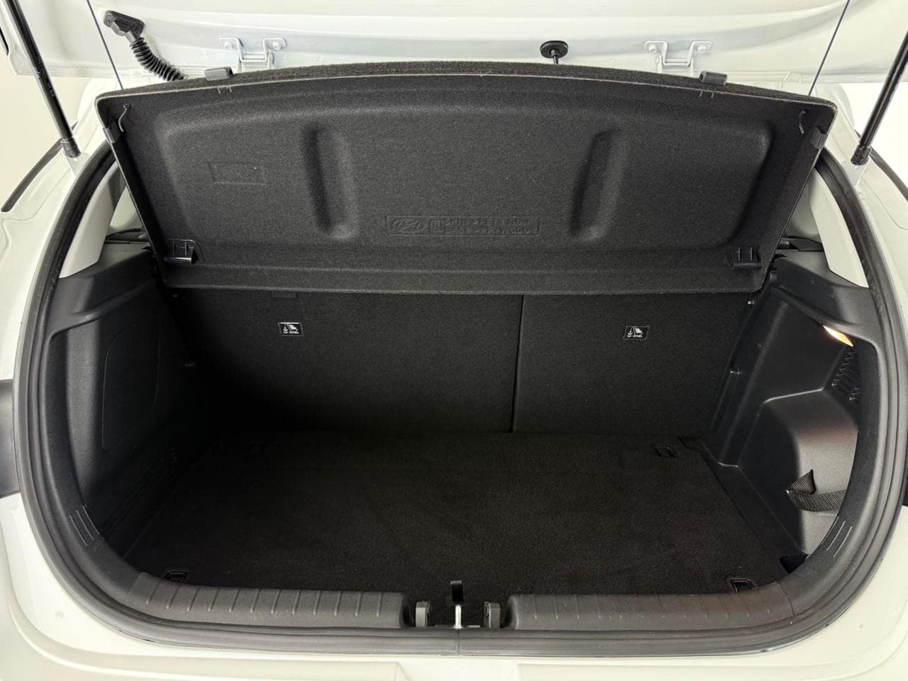 HYUNDAI i20 thumbnail Boot