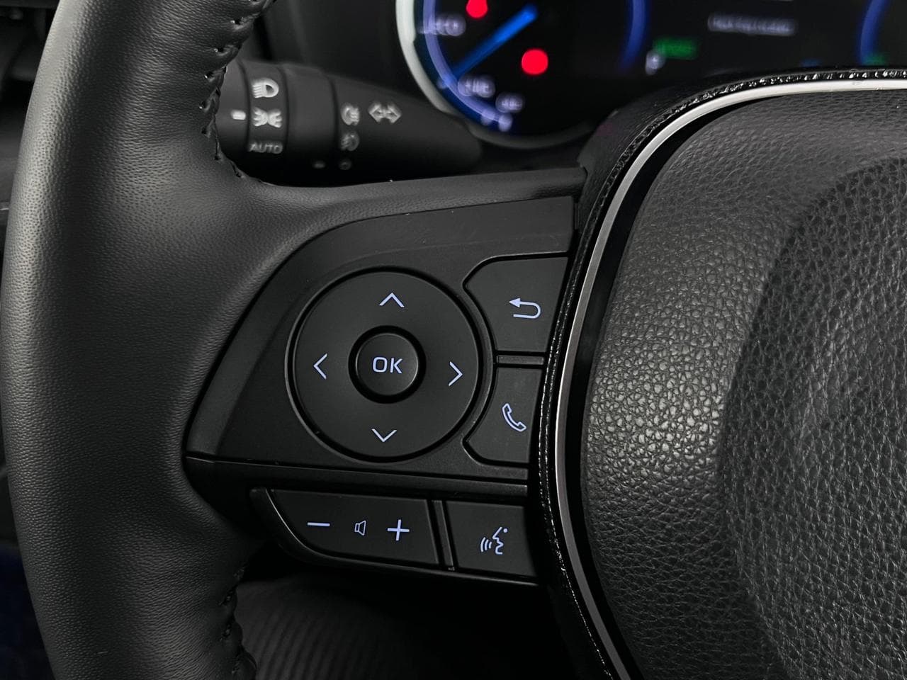 TOYOTA RAV4 thumbnail Misc Controls