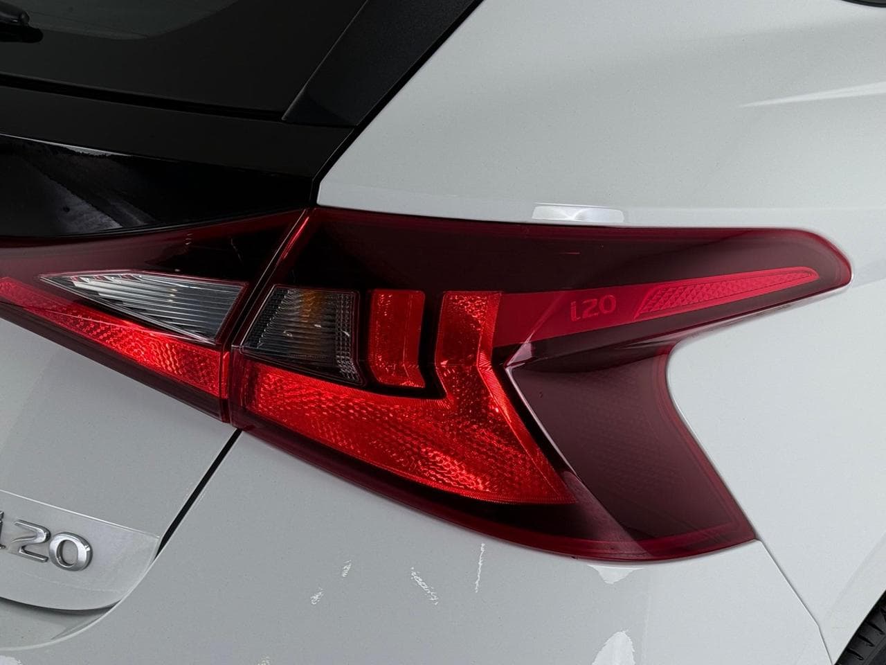 HYUNDAI i20 thumbnail Lights Rear