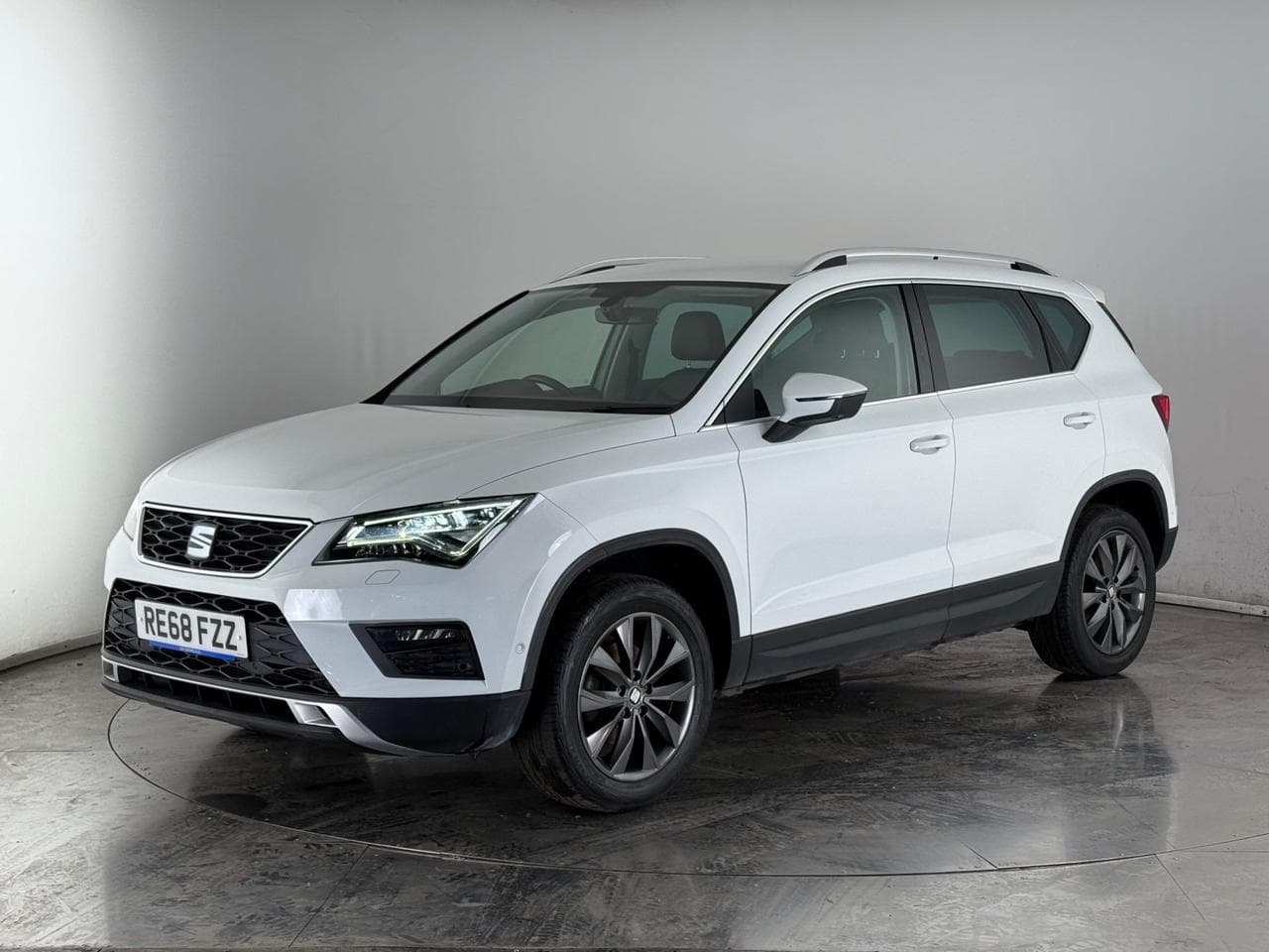 SEAT Ateca thumbnail Front Left