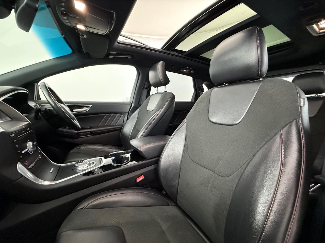 Ford Edge thumbnail Seat Front Passenger