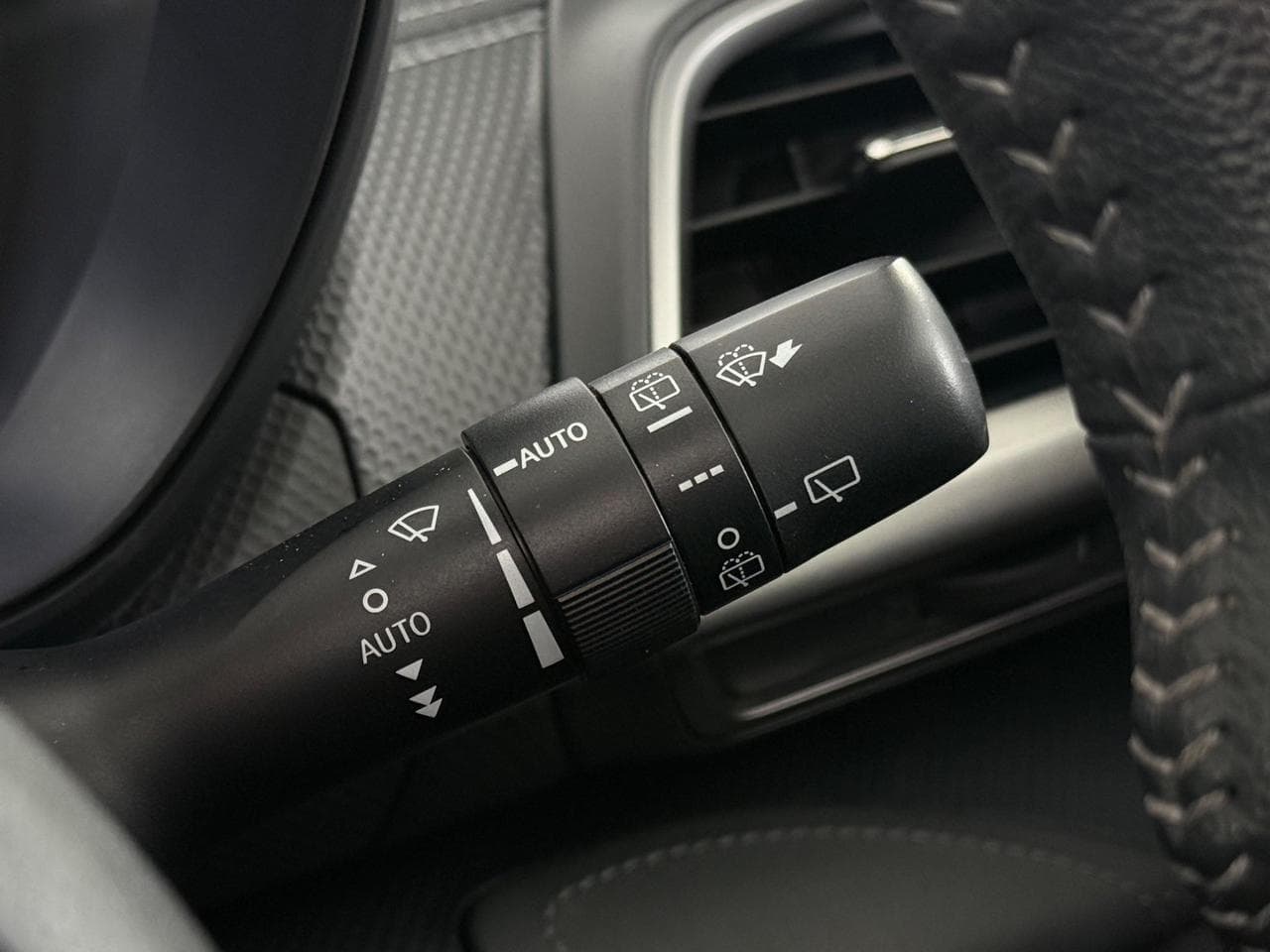 SUBARU Forester thumbnail Misc Controls