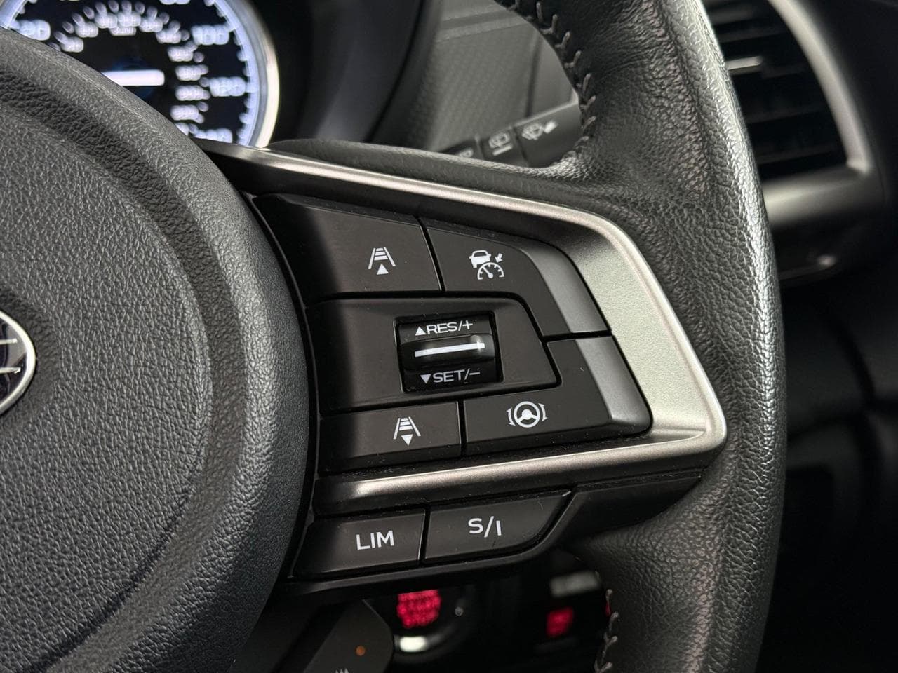 SUBARU Forester thumbnail Misc Controls