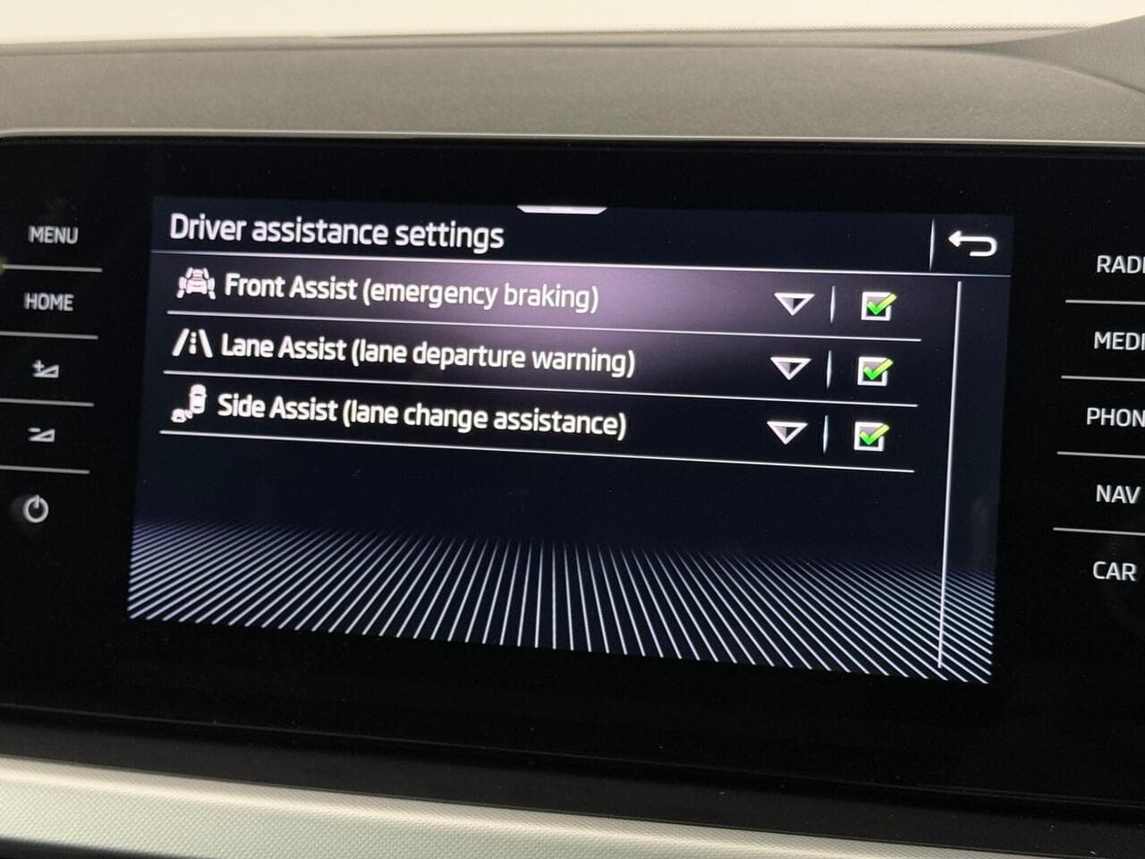 SKODA Kamiq thumbnail Infotainment System