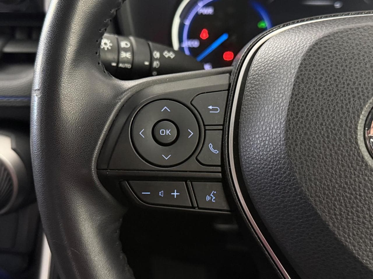 TOYOTA RAV4 thumbnail Misc Controls