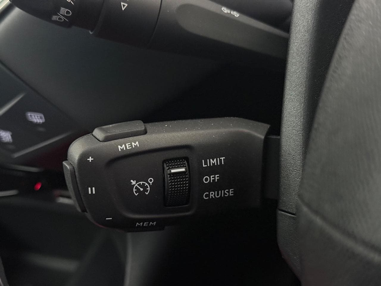 DS 3 Crossback thumbnail Misc Controls