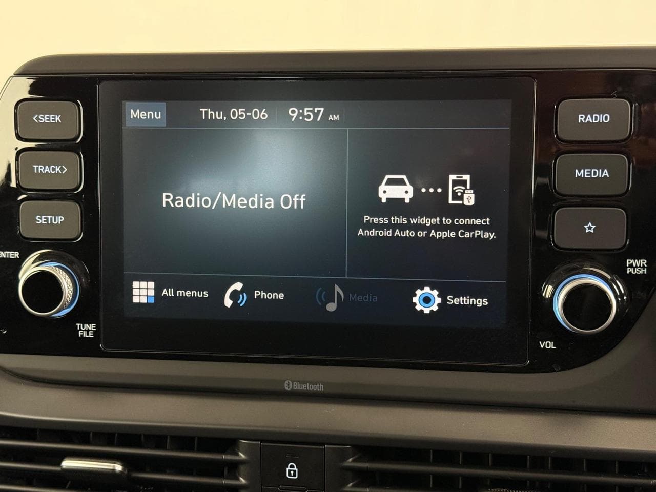 HYUNDAI i20 thumbnail Infotainment System