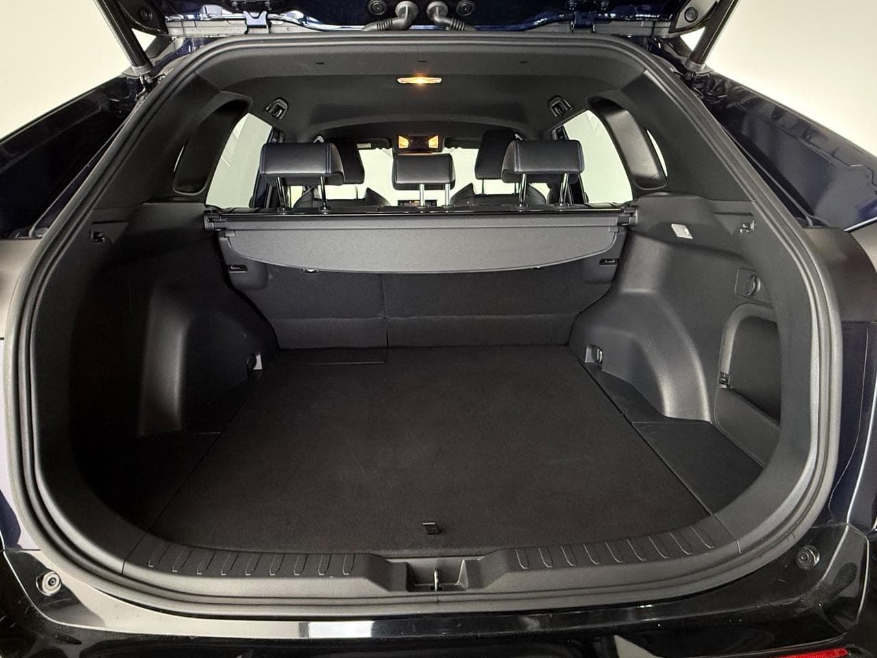 TOYOTA RAV4 thumbnail Boot