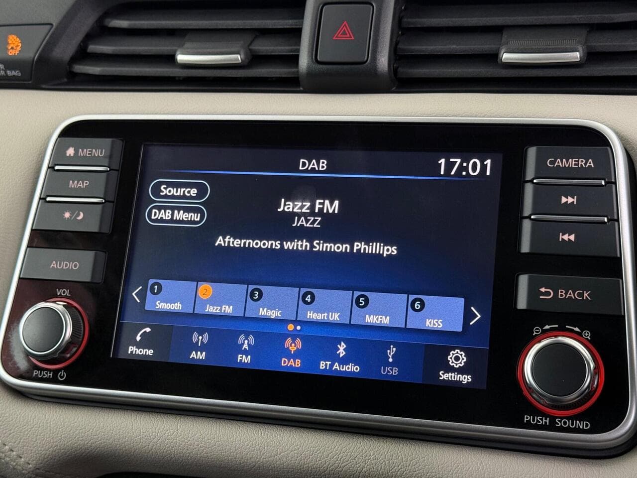 Nissan Micra thumbnail Infotainment System