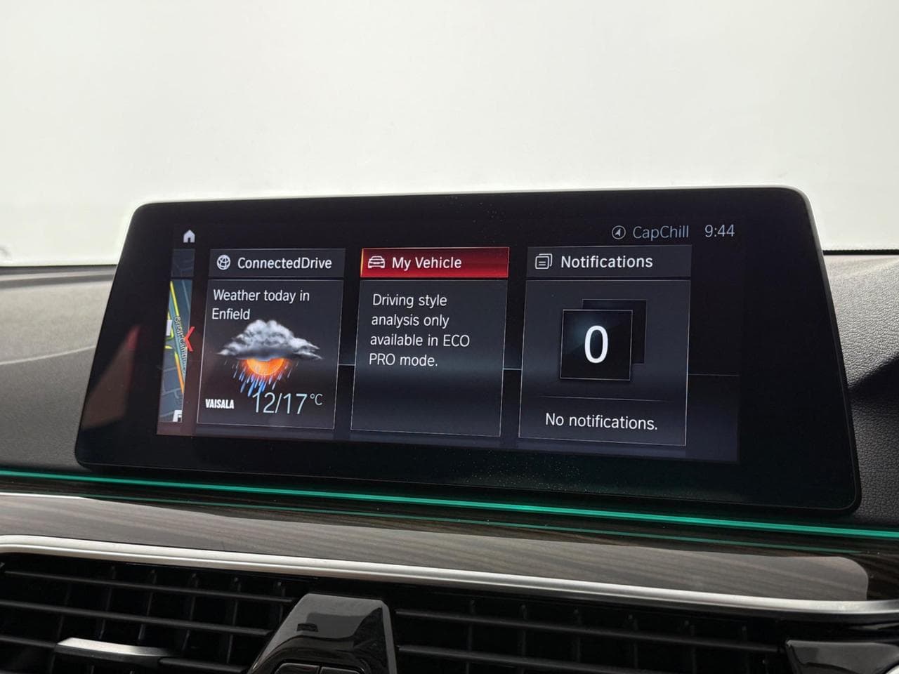 BMW 6 Series thumbnail Infotainment System