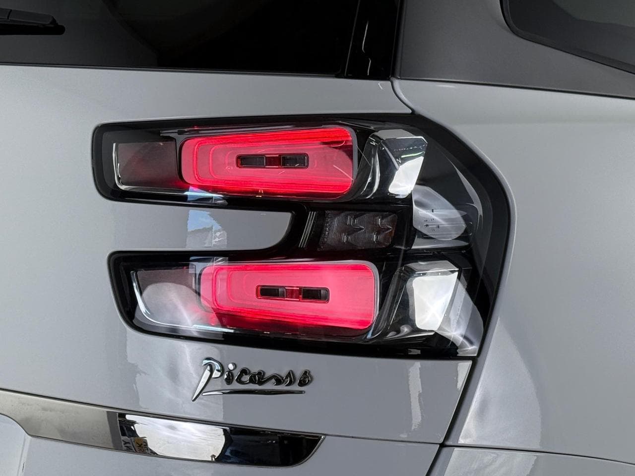 CITROEN C4 Picasso thumbnail Inconclusive