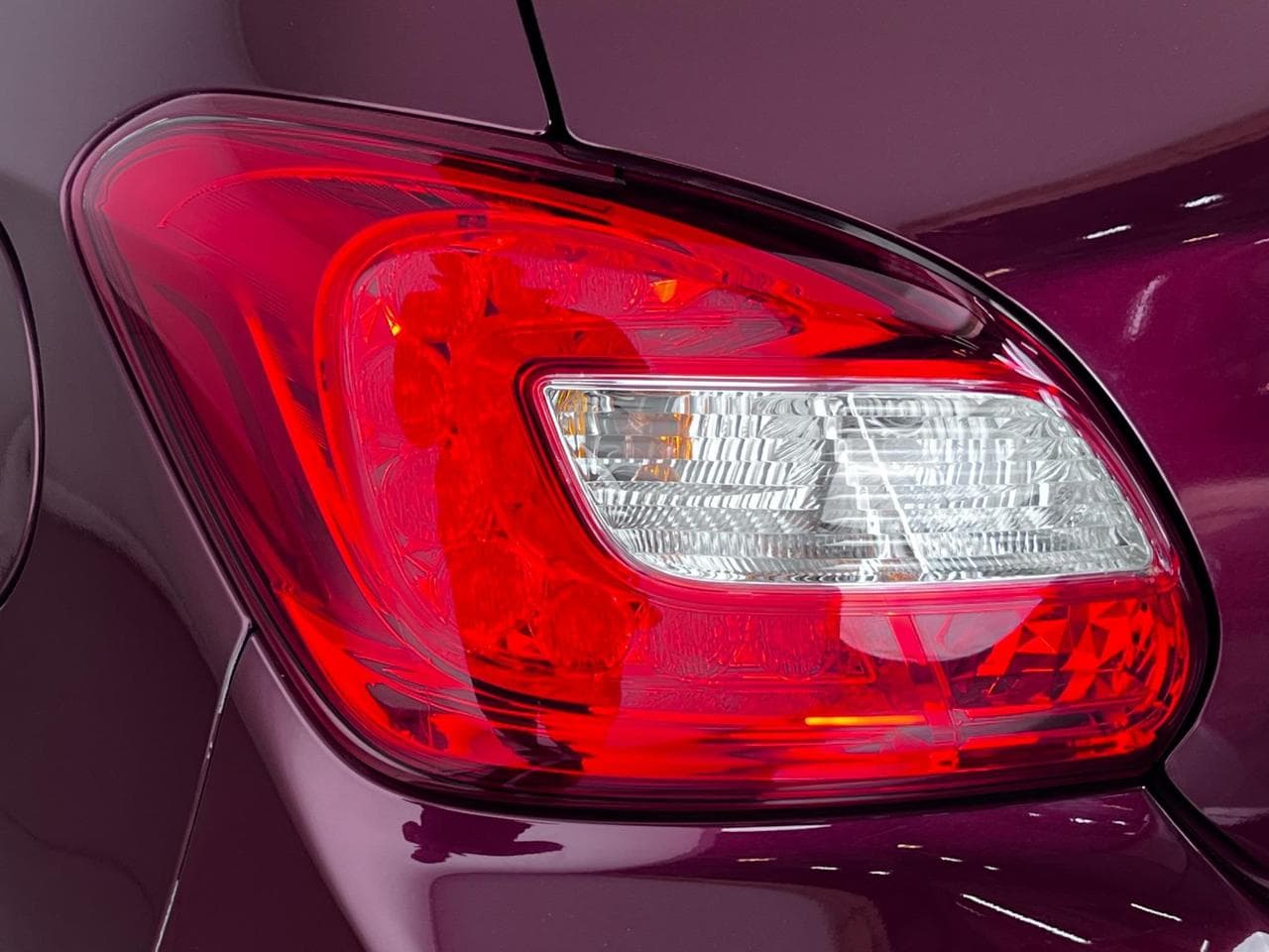 MITSUBISHI MIRAGE thumbnail Lights Rear
