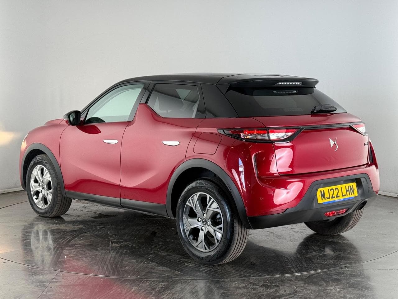 DS 3 Crossback thumbnail Rear Left