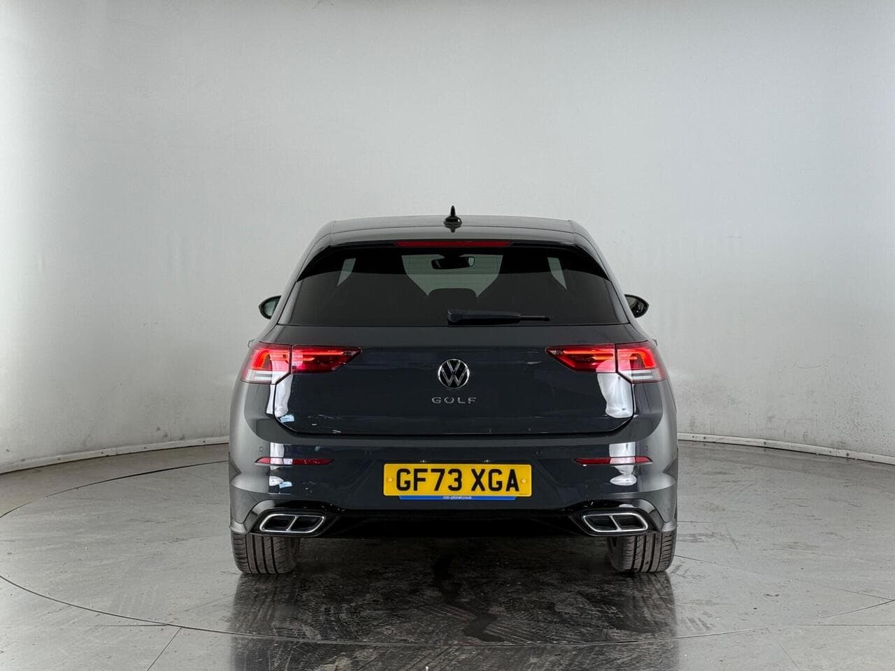 VOLKSWAGEN Golf thumbnail Rear
