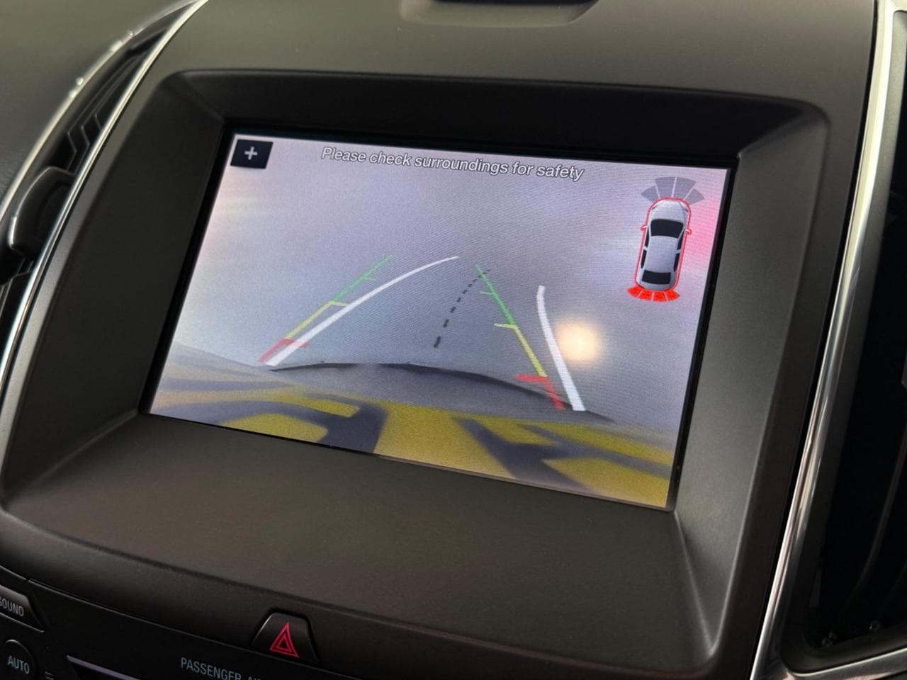 Ford Edge thumbnail Infotainment System
