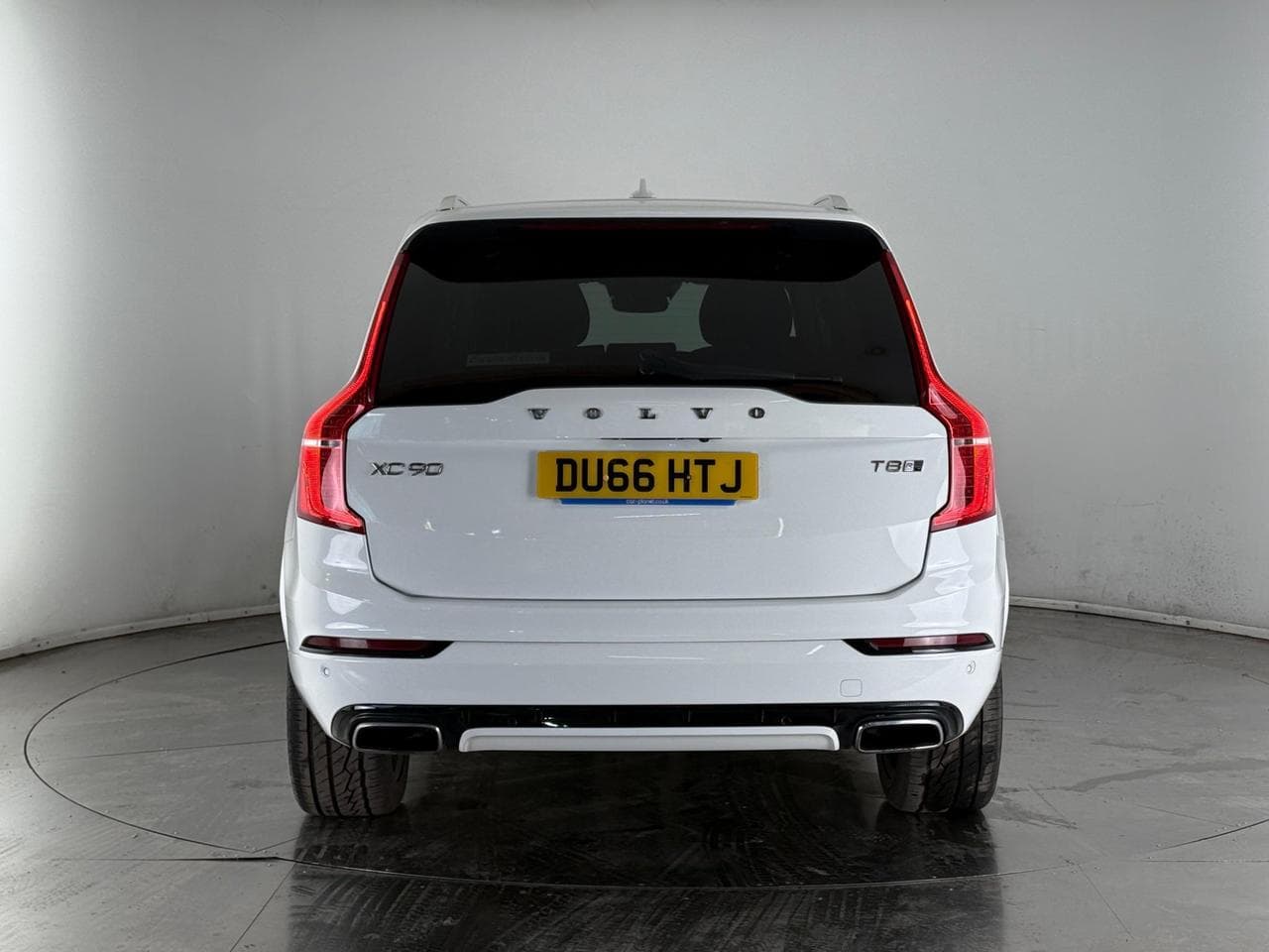 VOLVO XC90 thumbnail Rear