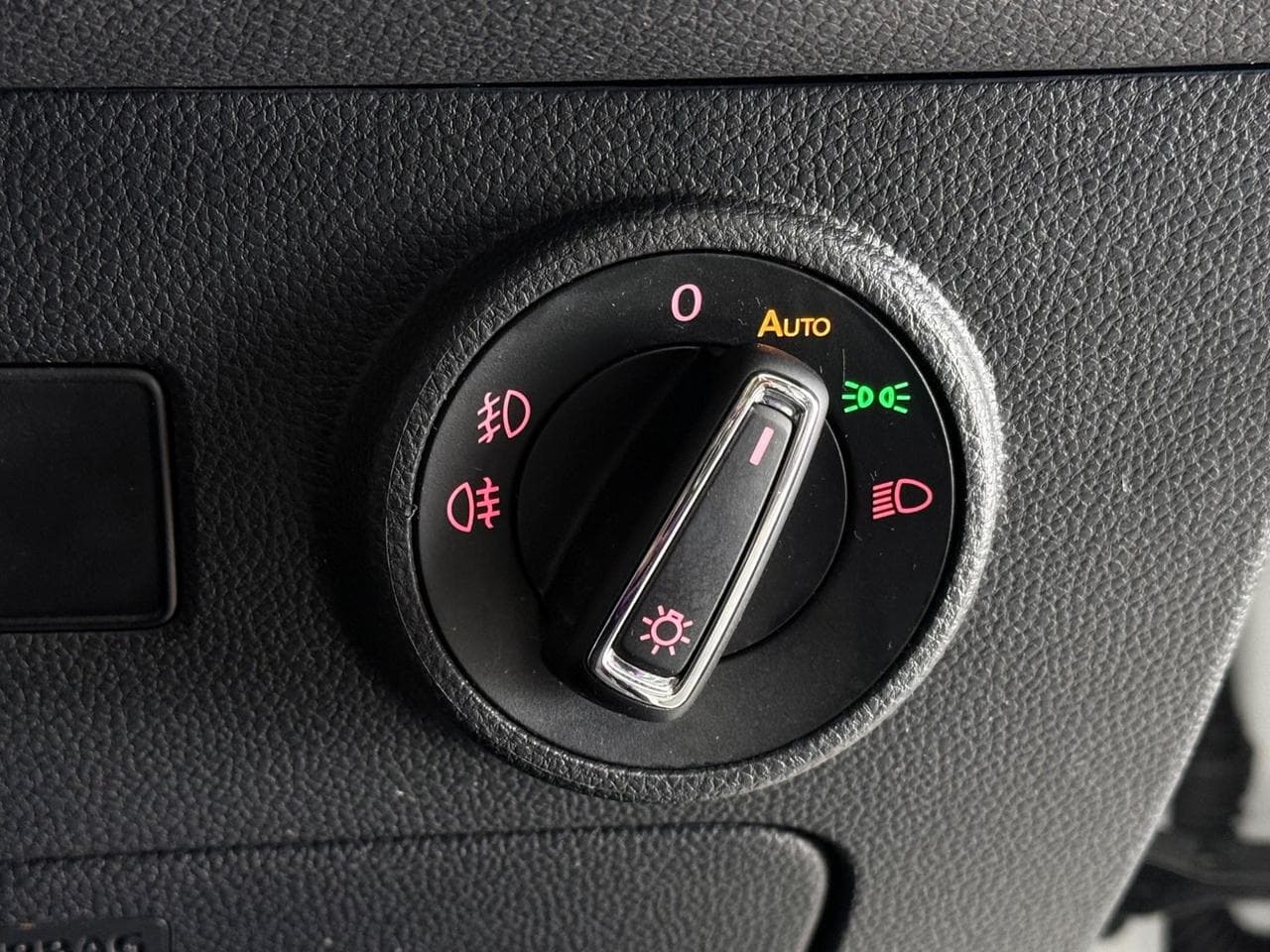 SEAT Ateca thumbnail Misc Controls