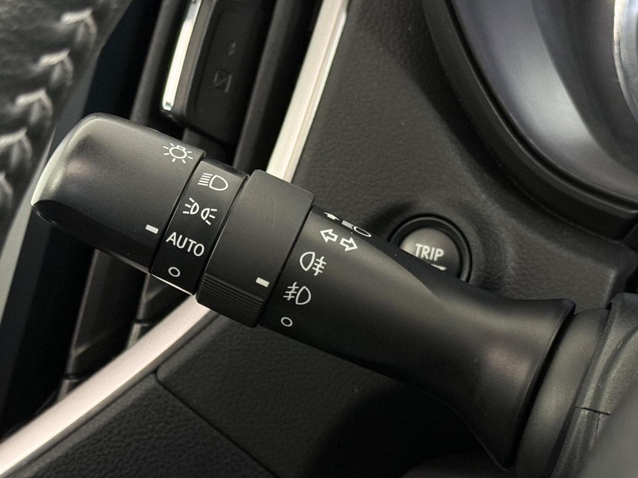 SUBARU Forester thumbnail Misc Controls