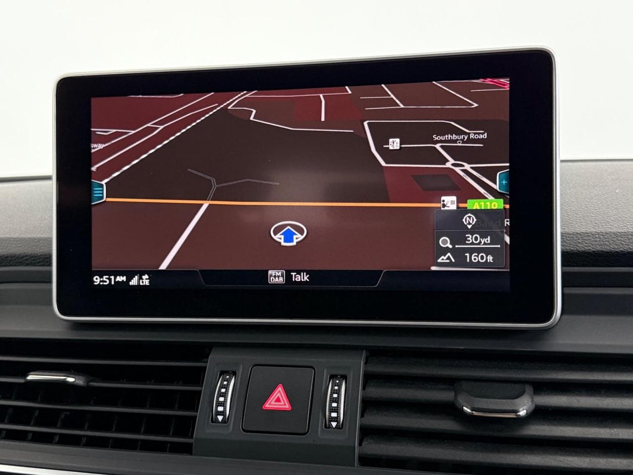 AUDI Q5 thumbnail Infotainment System