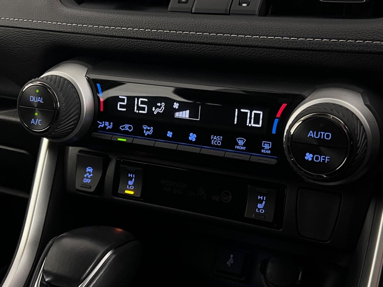 TOYOTA RAV4 thumbnail Misc Controls